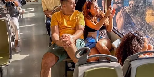 Monasterio de Montserrat con Tren Cremallera - Tour Guiado desde Barcelona