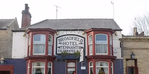 Christmas Music at The Broadfield