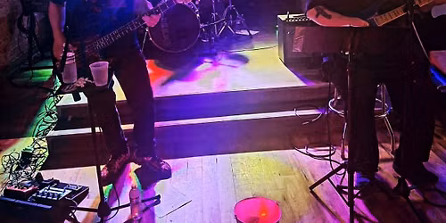 Full Circle Returns To Rock Aly Anne's!
