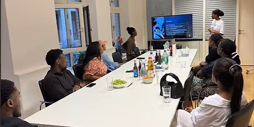 Infoveranstaltung - Karrierestipendium f\u00fcr Sch\u00fcler*innen