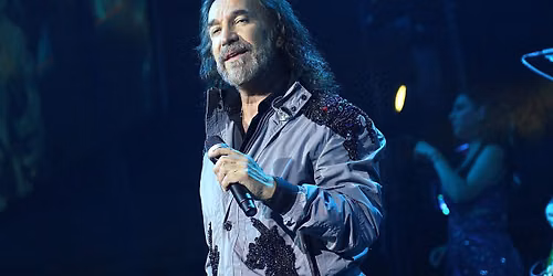 Marco Antonio Solis: Tour Gratitud