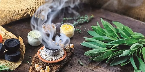 R\u00e4uchern in Winterzeit & Rauhn\u00e4chten