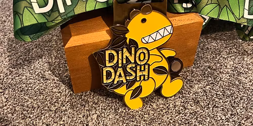 Phoenix Running Cambridgeshire Dino Dash 3