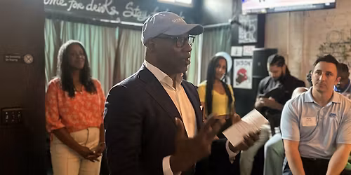 The Confidence Experience: Mastering Presence in Every Part of Your Life