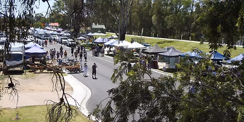 Tocumwal Foreshore Market - Xmas \/ New Year