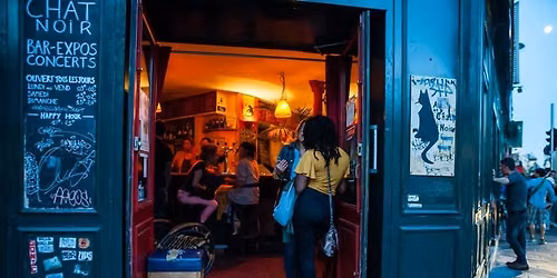SpokenWord at the Chat Noir - theme : Different - guest poet : Nols Nathanski