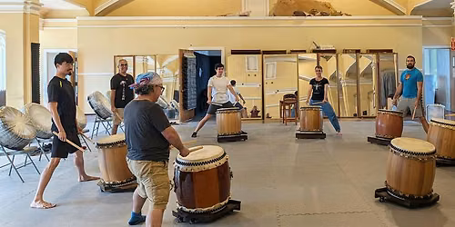 Intro to Taiko: The Art of Traditional Japanese Drumming (song:Bird Island)
