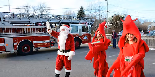 Santa Arrives by Fire Engine