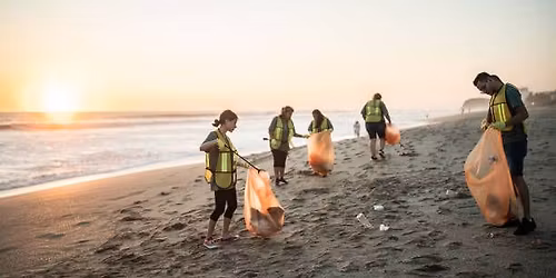 Clean Up Australia - Cable Beach