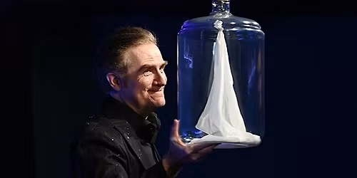 NYC Magic Show for All Ages - Broadway Magic Hour