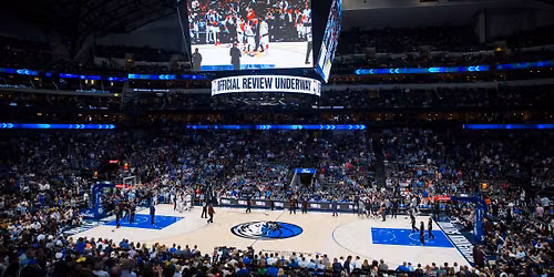 San Antonio Spurs at Dallas Mavericks at American Airlines Center - TX