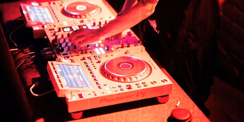 DJ WORKSHOP (BEGINNERS)