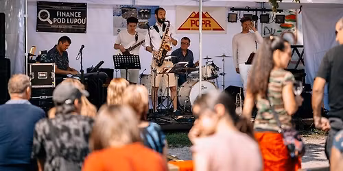 N\u00e1b\u0159e\u017en\u00ed jazzov\u00e1 pou\u0165