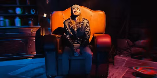 Manic Wave at Vinyl at Center Stage