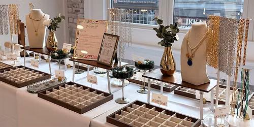 The Charm Lab - Charm Bar Experience