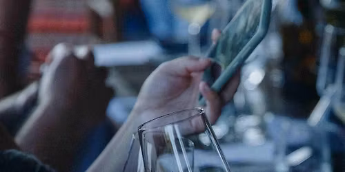 NATURWEIN VON PET NAT \u00dcBER EASY BIS FUNKY - DAS NATURWEINTASTING