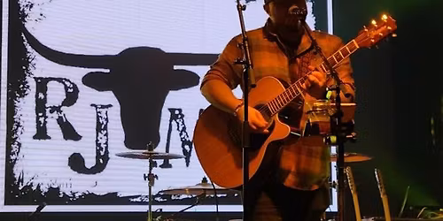 Free Live Music with RJ Moody at The Vineyard at Hershey