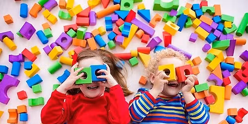 Lommelyktstur til skogen nedafor idrettsbana (Ildalstj\u00f8rna)