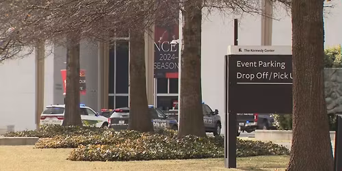 Parking Shen Yun - Atlanta