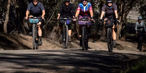 Curve Gra-Ville Overnighter