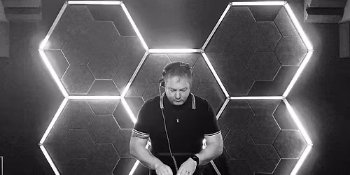 Dj Simon Reo - In The Yard