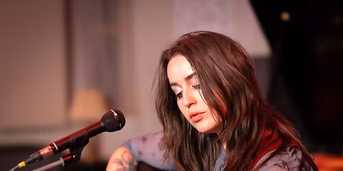 Allison Dyg at The Thirsty Otter