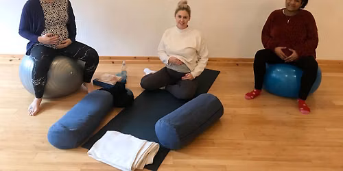 Pregnancy Yoga Manchester