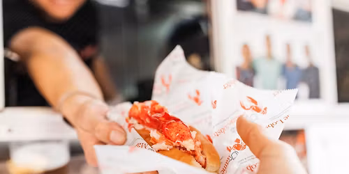 Cousins Maine Lobster Food Truck at Woodman\u2019s Food Market \u2013 Appleton