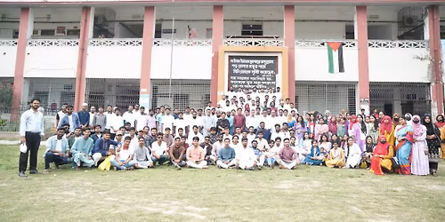 Football Match: Chemistry vs History