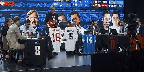 Die gro\u00dfe Footballerei-Show mit Rocket Beans TV: NFL Super Bowl Preview