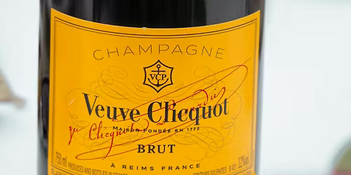 Summer Book & Bottle Club ~ The Widow Clicquot