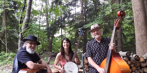 Live Music with The Highland St. Squirrels!