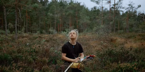 Moddi \u2013 intimkonsert hos Bryggejentene