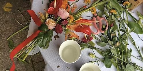 Stockport Vase Painting & Dried Flower Arranging