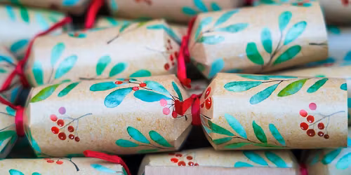 Wellbeing Wednesday:   Cake & Craft. Christmas Crackers