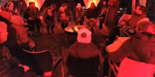 Kulturweihnachtsmarkt mit Speis & Trank, Verkaufsst\u00e4nden, Lagerfeuer, Weihnachtsbasteleien und viel