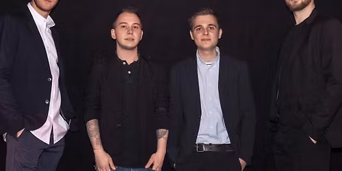 TURA LIVE p\u00e5 Jeppe: At Your Service 8\/11