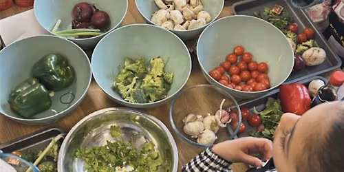 GET THE KIDS IN THE KITCHEN