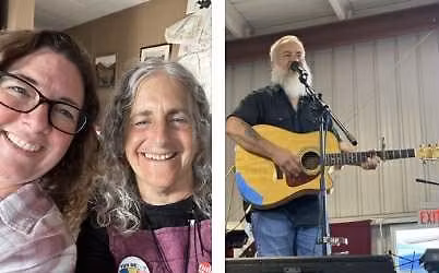 Songwriters-in-the-Round (Denise M. Jones, Terri Lachance, and Frank Critelli)