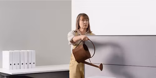 F\u00f6rg\u00e4t mig av Milja Sarkola