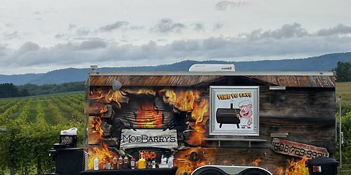 MoeBarry's Barbecue Food Truck