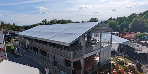 The KeyBank Headliner Lounge - Blues Traveler\/Gin Blossoms