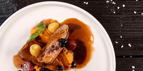 Martinsgans zum Martinstag - G\u00e4nsessen im Weinlobbyist