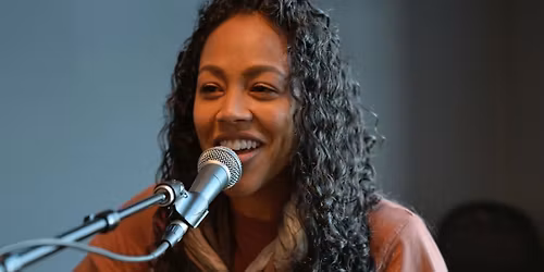 Live Music with Lakin