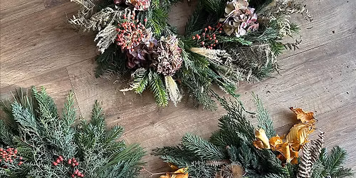 Christmas wreath workshop at Sutherland & Sadler with Betty Blooming