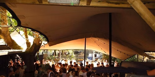 LA TERRAZA: FRESHERS
