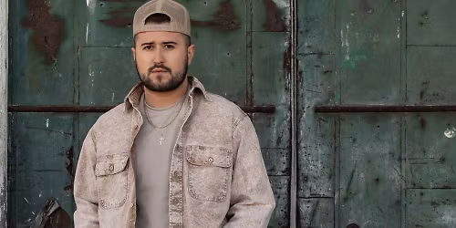 Dylan Schneider in Berlin