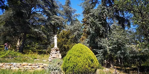 KERT \u00c9S AZ EMBER 3. - Kov\u00e1cs Em\u0151ke: "\u00c9p\u00edt\u00e9sz \u00e9s kert\u00e9sz egy\u00fcttes m\u0171v\u00e9szi munk\u00e1ja alkotta e teret..."