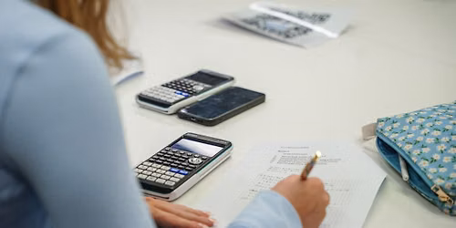 Year 12 Holiday Revision Seminars