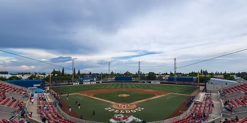 Parking Cal State Bakersfield Roadrunners at Fresno State Bulldogs Mens Basketball